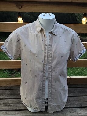 Cactus Men's Short Sleeve Button-Down Shirt in Light Beige with Palm Print